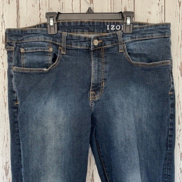 IZOD Jeans - Picture 2 of 6